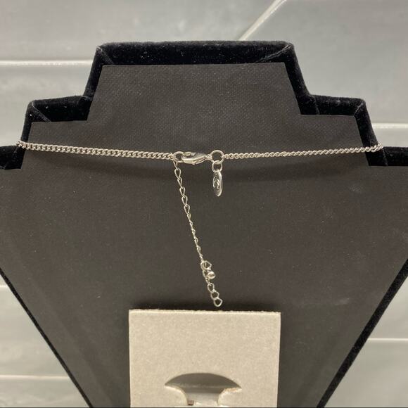 Beautiful necklace floral silver tone rhinestones - Picture 3 of 5